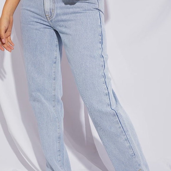 PETITE LIGHT BLUE DIP WAIST SPLIT HEM DENIM JEANS - Picture 3 of 4